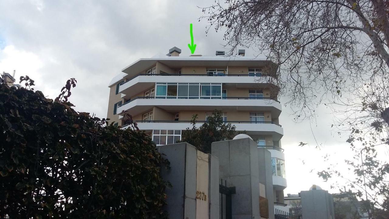 Bright Studio Apartment